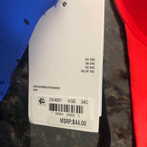 Bras - Picture 2 of 2